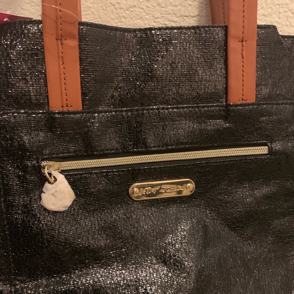 Betsey Johnson Snap Crackle Pop Tote!